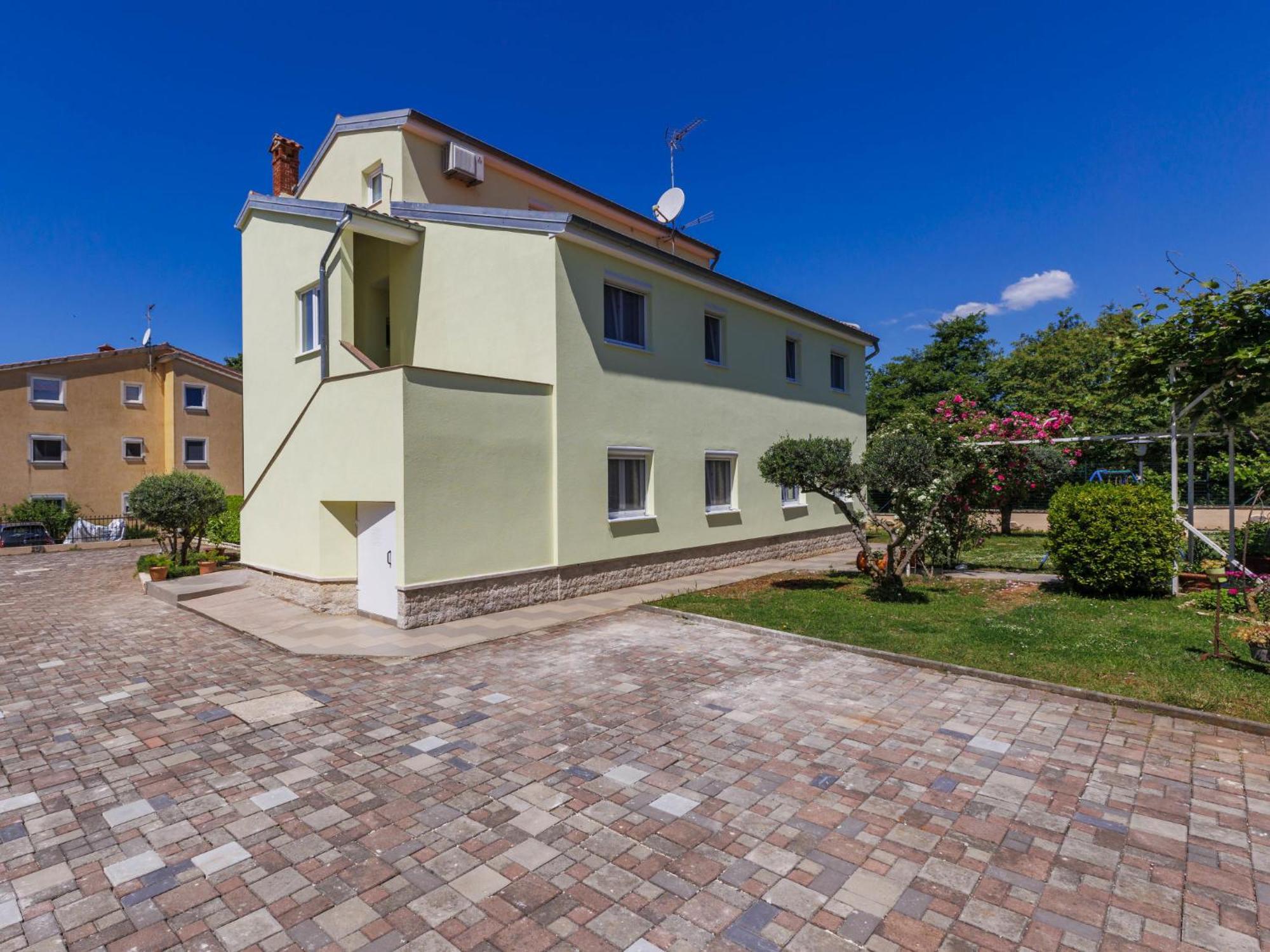 Rajic-3 By Interhome *